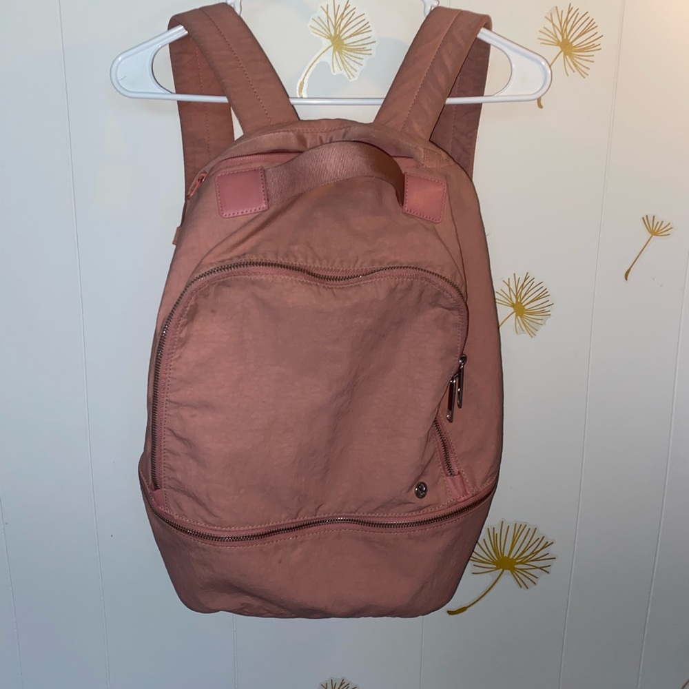 Lululemon city adventurer backpack
